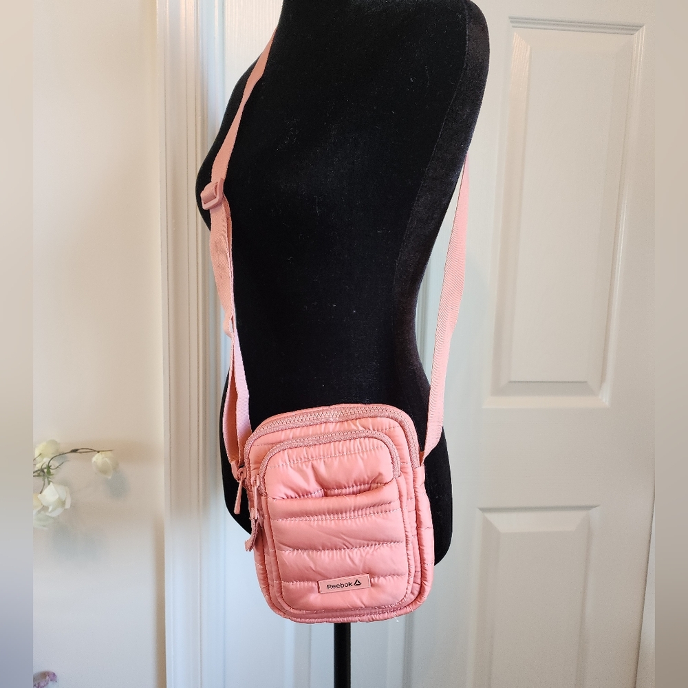 Reebok Pink Quilted Crossbody Bag, Like New Condition - Picture 2 of 9
